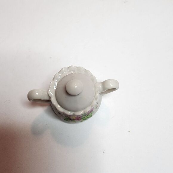 Miniature Porcelean Pitcher and Crock Set White with Flowers 1.5" Tall - Picture 5 of 8